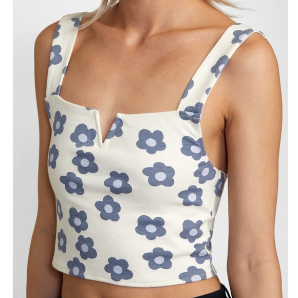 RVCA Tops - RVCA Pleasure Cropped Tank Top - NWT (L)